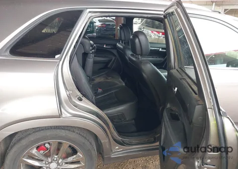 2014 Kia Sorento Limited V6 from USA, damaged, VIN 5XYKW4A71EG442992